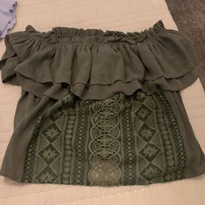 Off shoulder American Eagle shirt